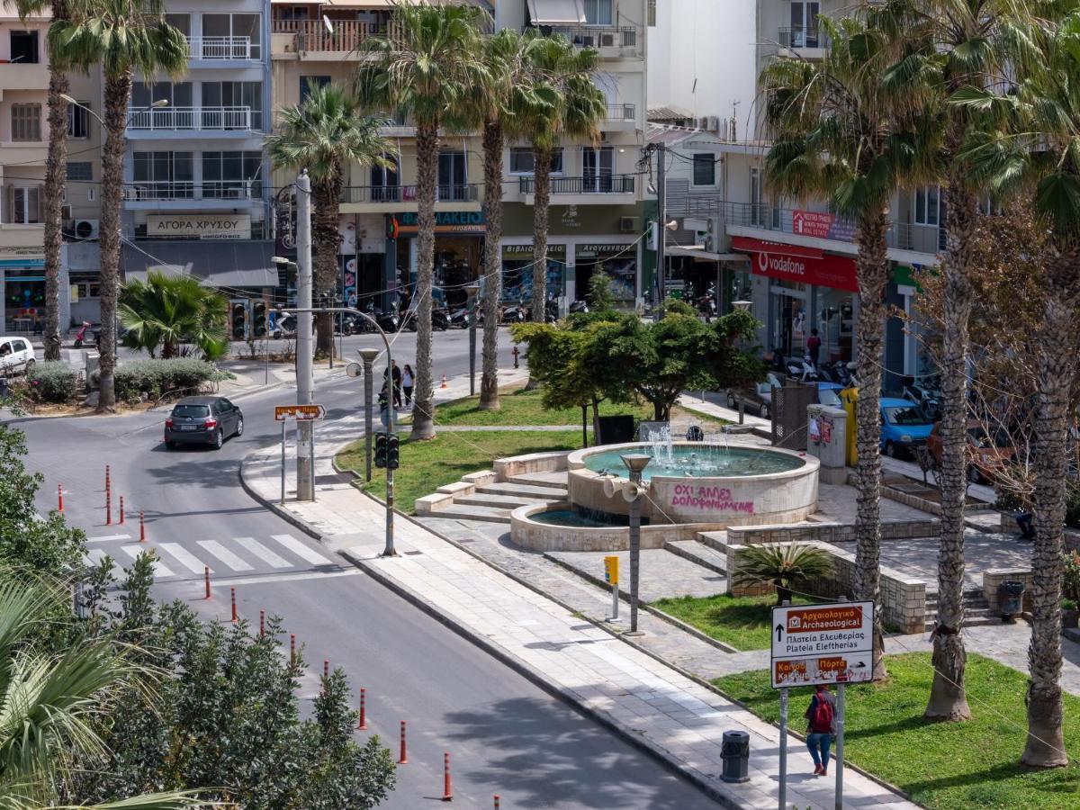 Iris Luxury Apartment At The Heraklion Center Eksteriør billede